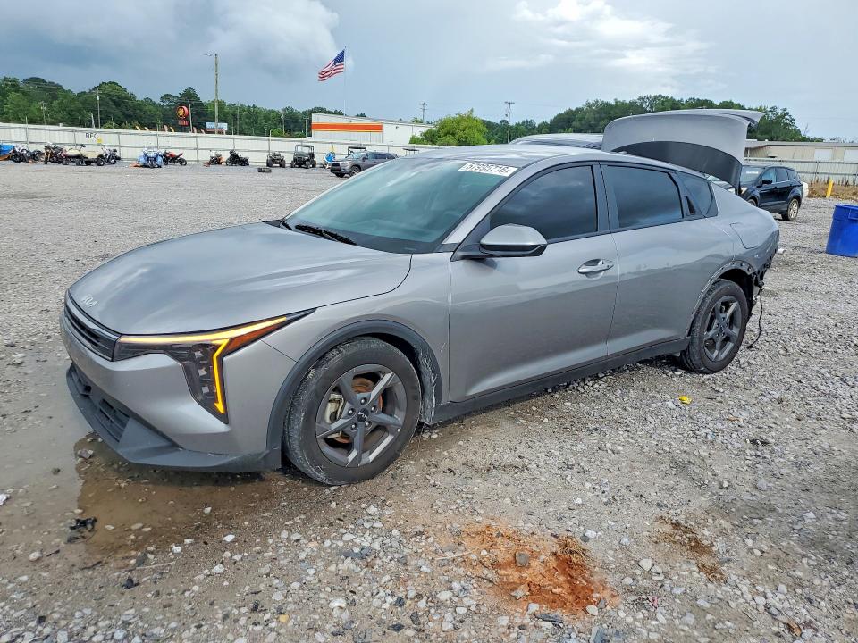 2025 Kia K4 VIN 3KPFT4DE4SE028618 — COPART salvage auction photo