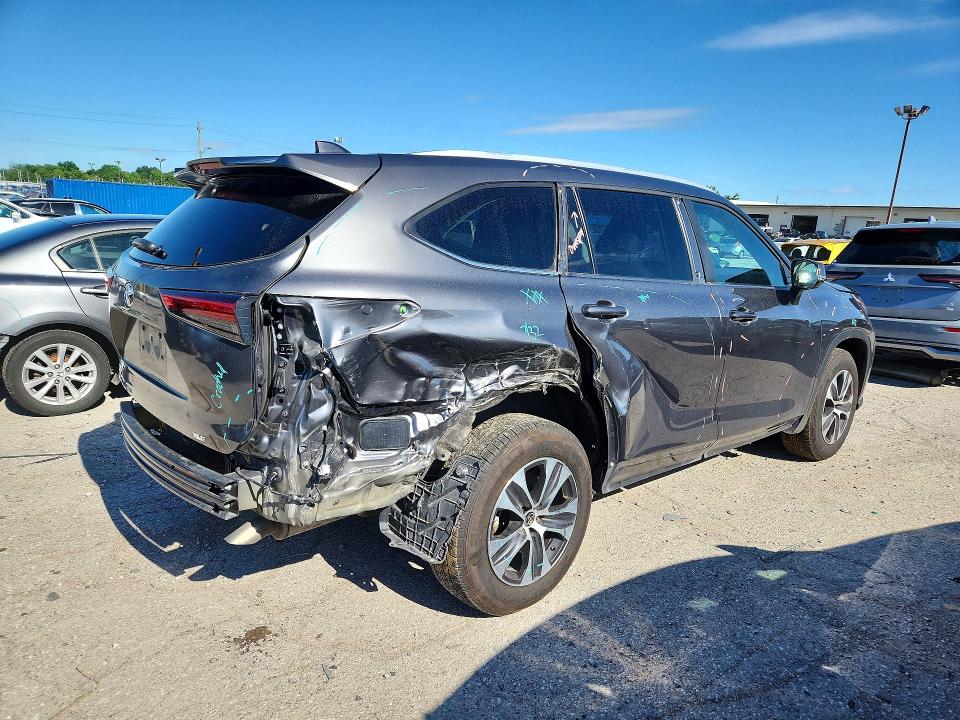 2023 Toyota Highlander VIN 5TDKDRAH3PS515040 COPART salvage auction — REAR END, In - Cert Of Title-Salvage Title, sold $14,100 on 2026-07-24 (photo 3)