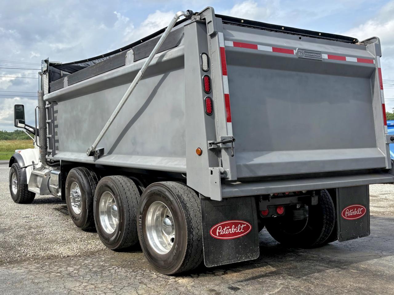 2020 Peterbilt 567 VIN 1NPCX4TX1LD664273 COPART salvage auction — Side, KY - CERTIFICATE OF TITLE (P), sold $67,000 on 2026-07-07 (photo 4)