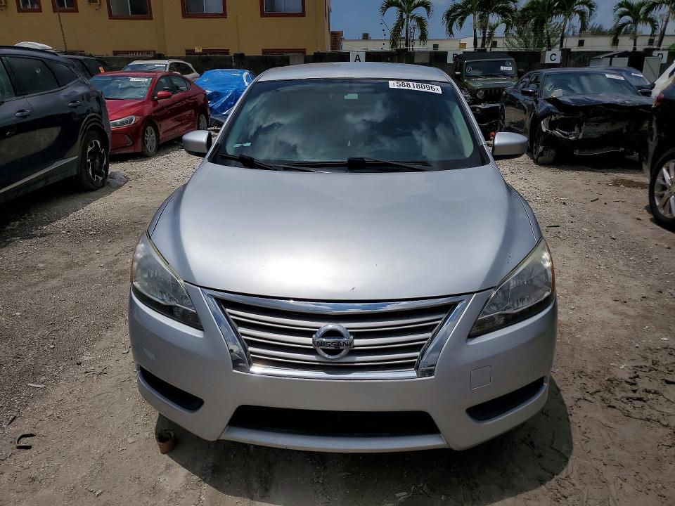 2015 Nissan Sentra VIN 3N1AB7AP0FY336428 COPART salvage auction — MINOR DENT/SCRATCHES, FL - CERTIFICATE OF TITLE, sold $1,200 on 2026-07-02 (photo 5)