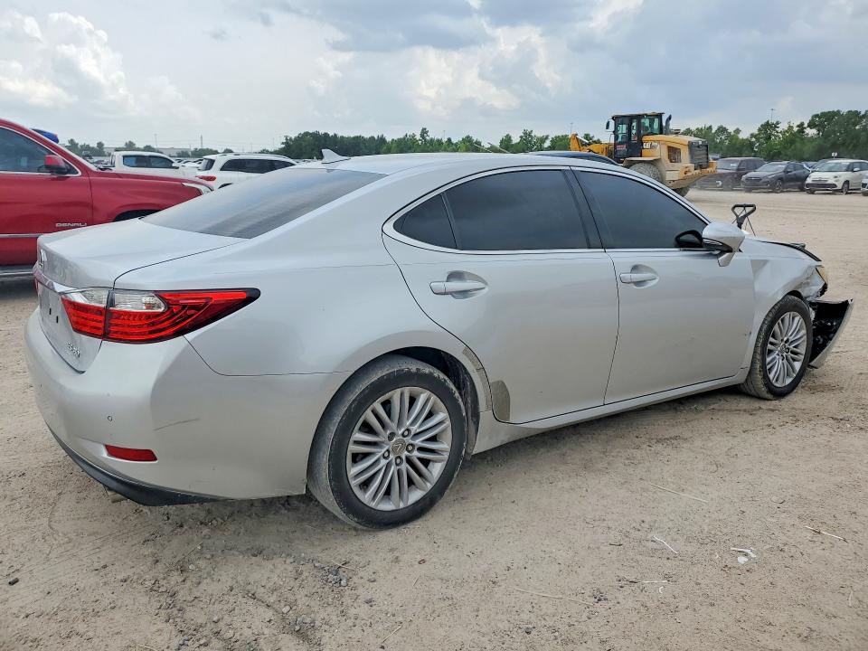 2013 Lexus ES VIN JTHBK1GG1D2077738 COPART salvage auction — FRONT END, TX - SALVAGE VEHICLE TITLE, sold $3,000 on 2026-07-31 (photo 3)