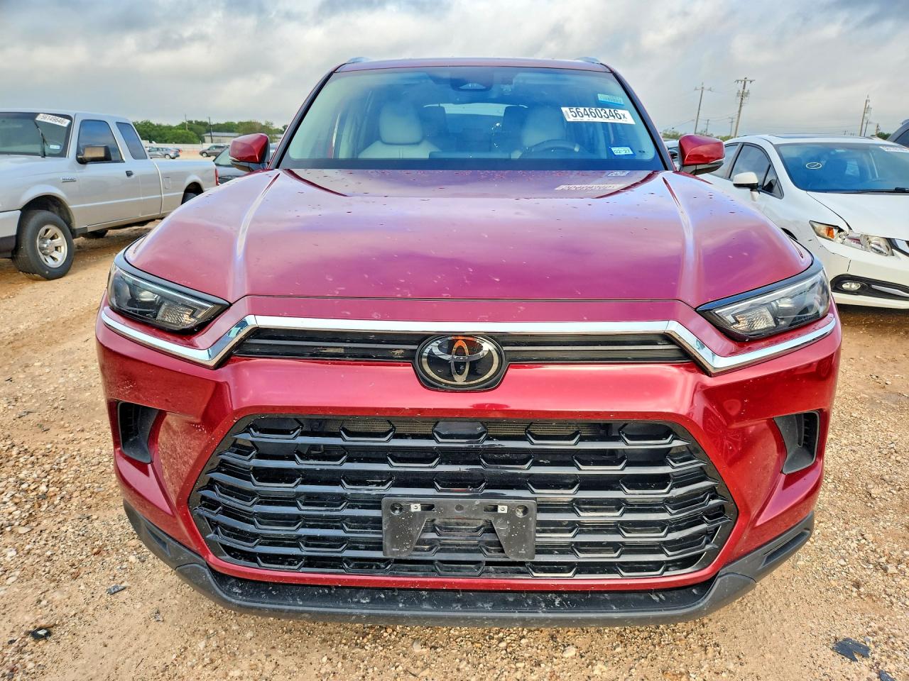 2024 Toyota Highlander VIN 5TDAAAA52RS010850 COPART salvage auction — Minor Dent/Scratches, TX - CERTIFICATE OF TITLE, sold $29,750 on 2026-07-08 (photo 5)