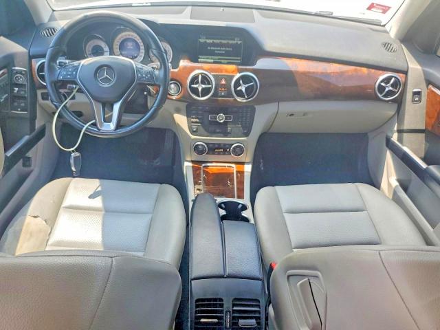 2015 Mercedes-benz VIN WDCGG5HB6FG383434 COPART salvage auction — REAR END, Tx - Salvage Vehicle Title, sold $4,650 on 2026-07-20 (photo 8)