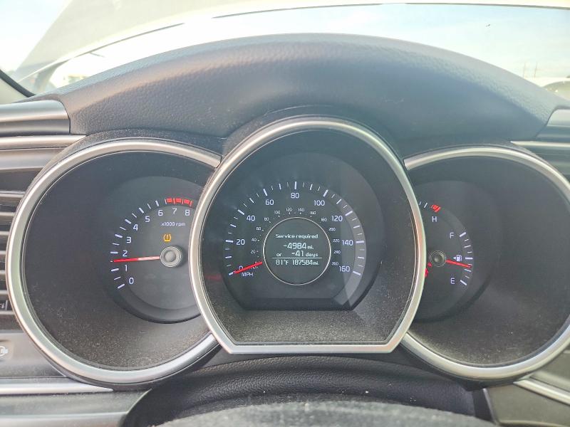 2015 Kia Optima VIN 5XXGM4A70FG448073 COPART salvage auction — FRONT END, TX - SALVAGE VEHICLE TITLE, sold $1,250 on 2026-07-28 (photo 9)
