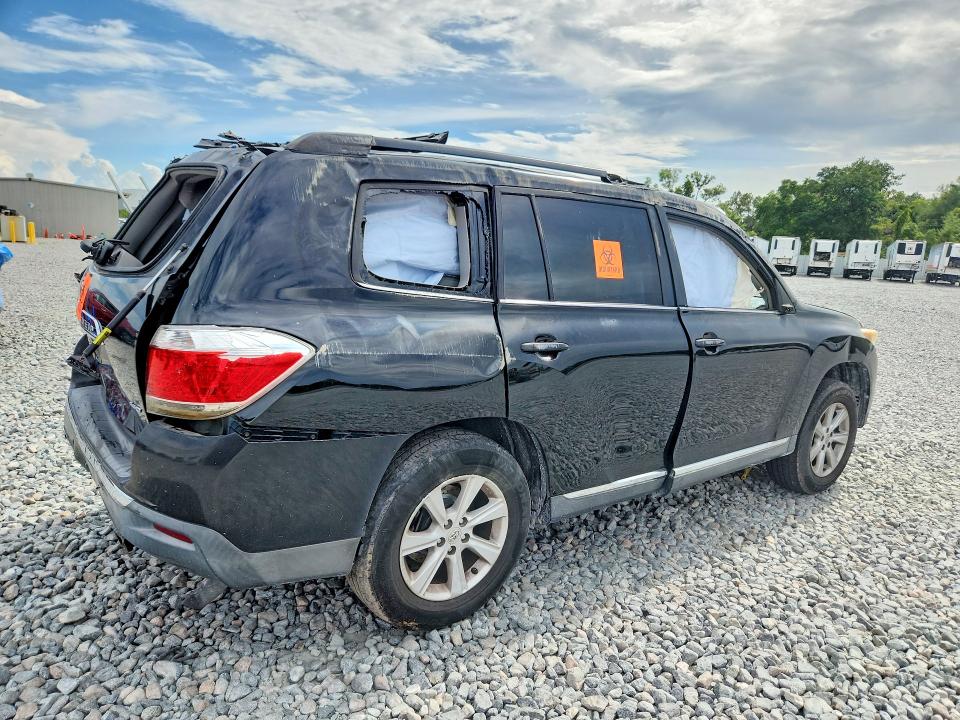 2012 Toyota VIN 5TDBK3EH9CS143050 COPART salvage auction — ROLLOVER, Fl - Cert Of Title Slvg Rebuildable, sold $825 on 2026-07-13 (photo 3)