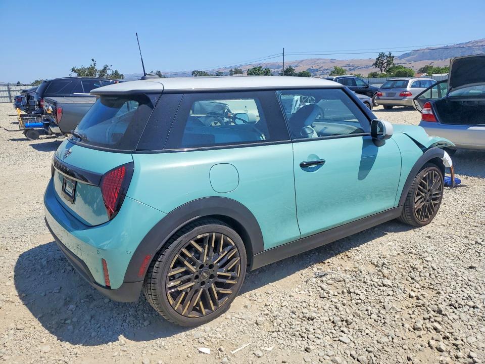 2025 Mini Cooper VIN WMW13GD00S2W58596 COPART salvage auction — FRONT END, Salvage Title, sold $10,500 on 2026-07-14 (photo 3)