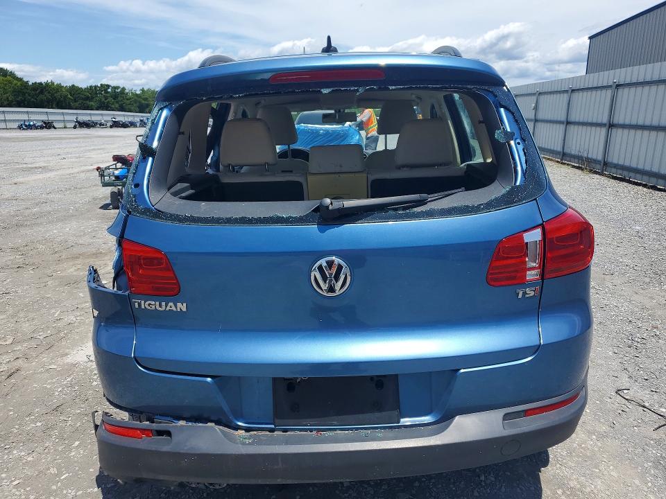 2017 Volkswagen Tiguan VIN WVGBV7AX6HK027360 COPART salvage auction — SIDE, NC - SALVAGE CERTIFICATE OF TITLE, sold $600 on 2026-08-12 (photo 6)