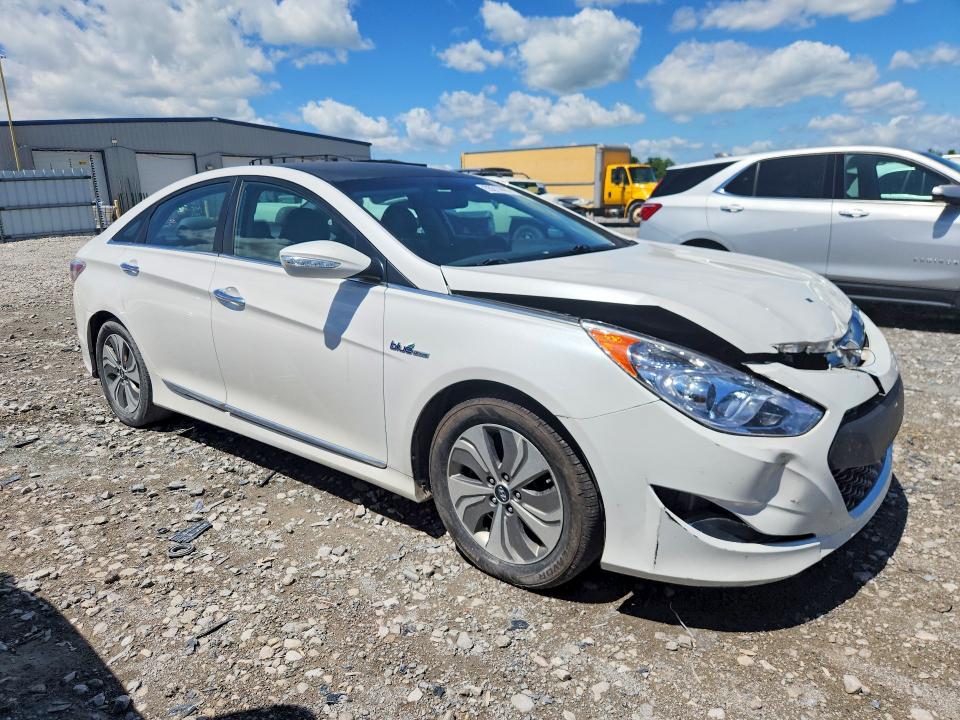 2013 Hyundai VIN KMHEC4A45DA092465 COPART salvage auction — FRONT END, Il - Salvage Certificate, sold $550 on 2026-07-15 (photo 4)