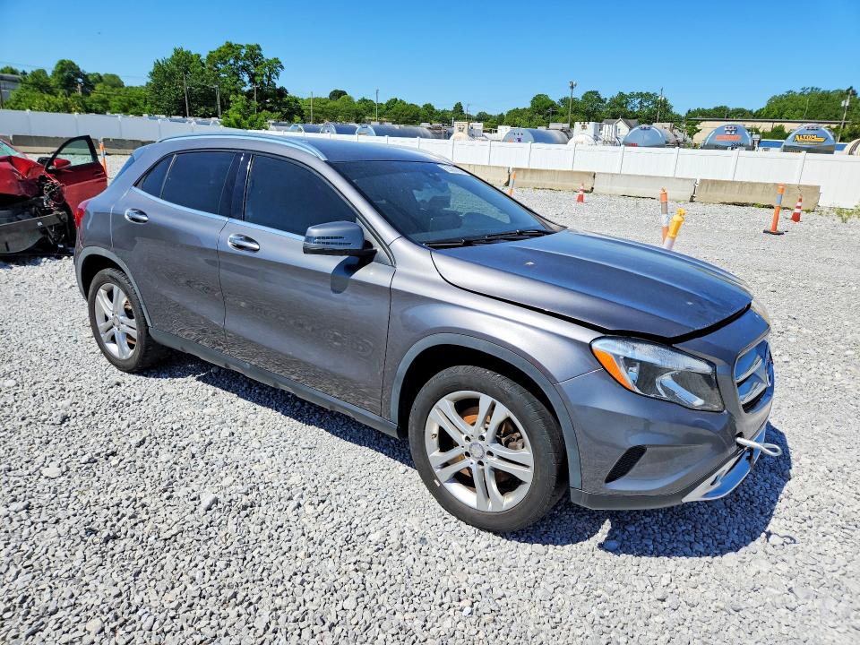 2016 Mercedes-benz VIN WDCTG4GB7GJ198081 COPART salvage auction — WATER/FLOOD, Oh - Cert Of Title-Salvage Flood, sold $1,100 on 2026-07-14 (photo 4)