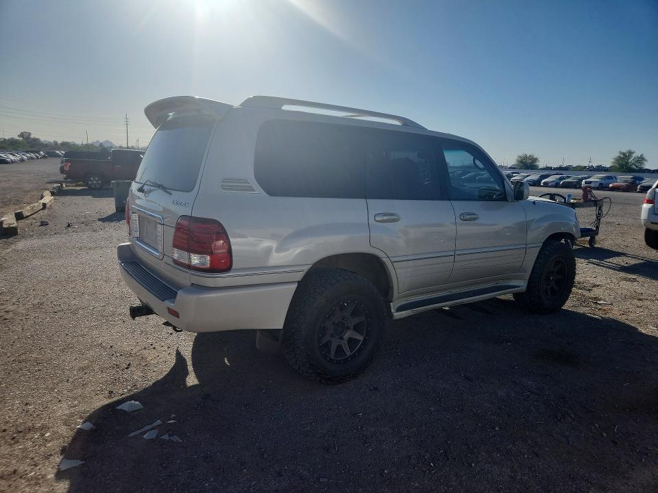 2007 Lexus Lx 470 VIN JTJHT00W774026304 COPART salvage auction — FRONT END, Az - Cert Of Title - Salvage, sold $5,800 on 2026-07-26 (photo 3)