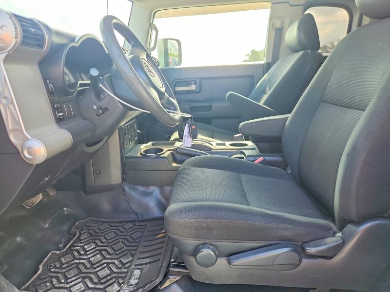 2007 Toyota Fj cruiser VIN JTEZU11F770014150 COPART salvage auction — REAR END, FL - CERT OF TITLE SLVG REBUILDABLE, sold $3,100 on 2026-07-10 (photo 7)