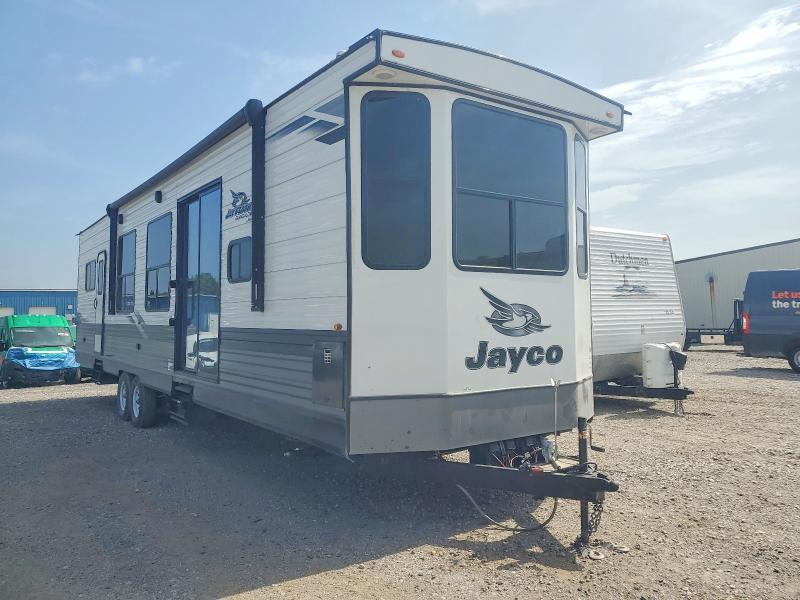 2023 Jaco jay flight VIN 1UJBC0BV1P11K0080 COPART salvage auction — HAIL, IA - CERTIFICATE OF TITLE, sold $5,500 on 2026-07-28 (photo 1)