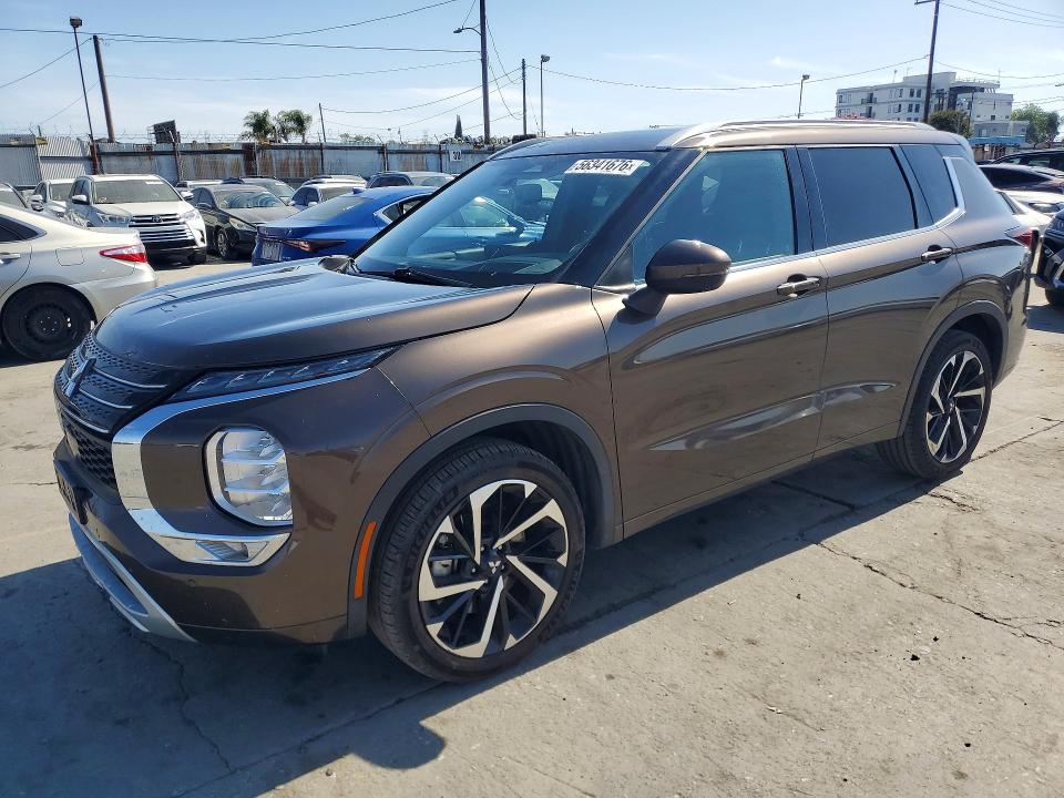 2022 Mitsubishi Outlander VIN JA4J3VA81NZ085893 COPART salvage auction — REAR END, Ca - Salvage Certificate, sold $12,700 on 2026-07-20 (photo 1)