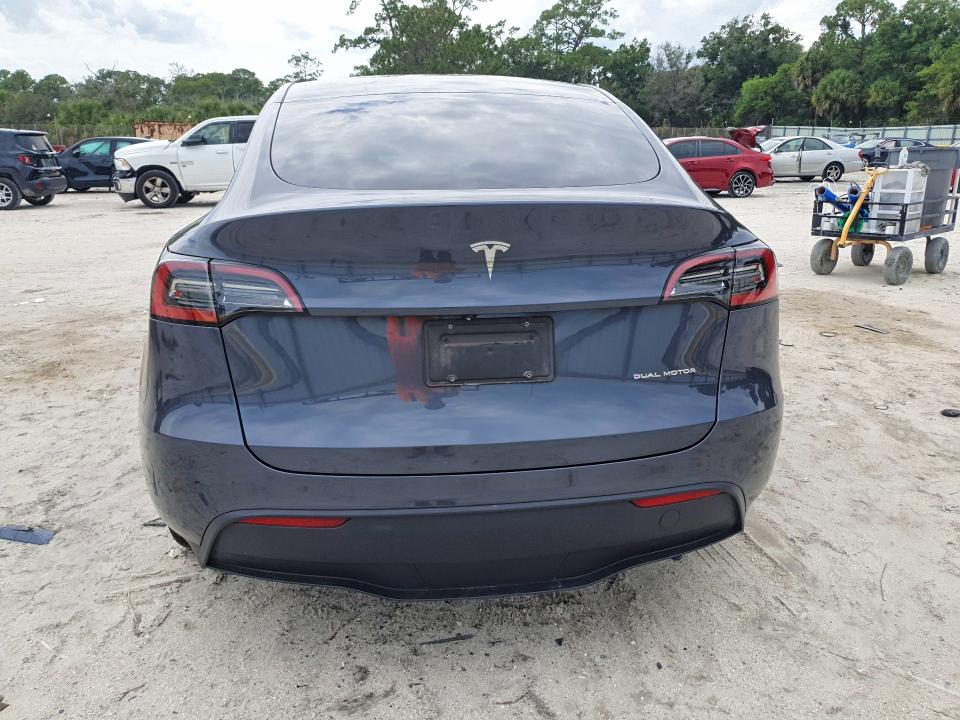 2023 Tesla Model y VIN 7SAYGDEE1PA195340 COPART salvage auction — FRONT END, Salvage Title, sold $6,700 on 2026-07-22 (photo 6)