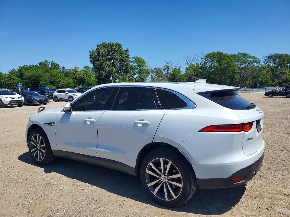 2017 Jaguar F-pace VIN SADCK2BV2HA898977 COPART salvage auction — HAIL, Ia - Salvage W/Salvage History, sold $3,550 on 2026-07-24 (photo 2)