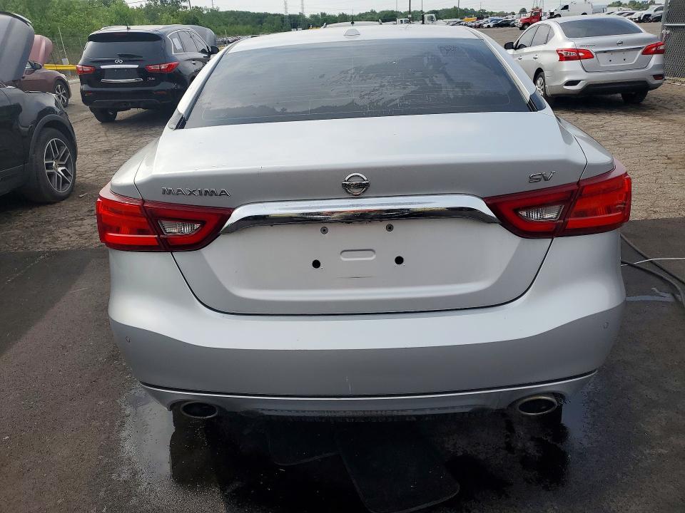 2018 Nissan VIN 1N4AA6AP0JC368006 COPART salvage auction — MINOR DENT/SCRATCHES, Mi - Dealer Only Clean Title (P), sold $3,850 on 2026-07-09 (photo 6)