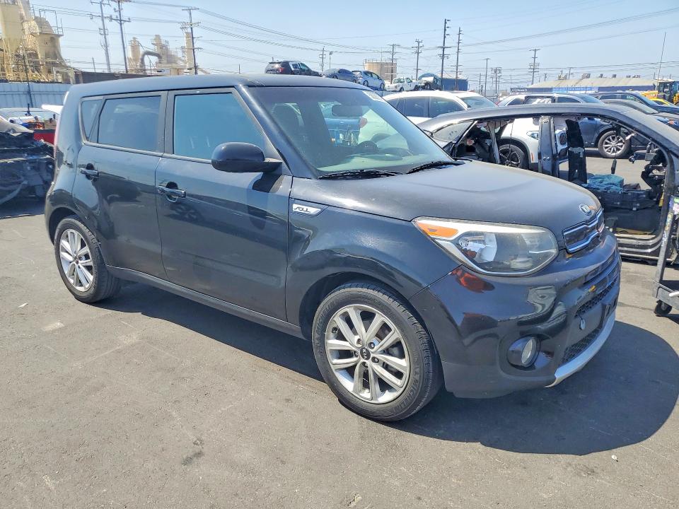 2018 Kia Soul VIN KNDJP3A56J7591164 COPART salvage auction — UNDERCARRIAGE, CA - SALVAGE CERTIFICATE, sold $1,250 on 2026-07-29 (photo 4)