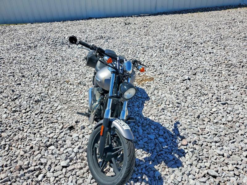 2016 Triumph motorcycle Speedmaster VIN SMT915RN9GT719239 COPART salvage auction — MINOR DENT/SCRATCHES, IA - CERT OF TITLE-SALVAGE TITLE, sold $1,350 on 2026-07-02 (photo 5)