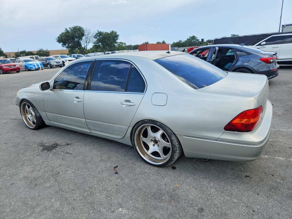 2001 Lexus Ls 430 VIN JTHBN30F010045911 COPART salvage auction — FRONT END, FL - CERT OF TITLE SLVG REBUILDABLE, sold $450 on 2026-07-09 (photo 2)