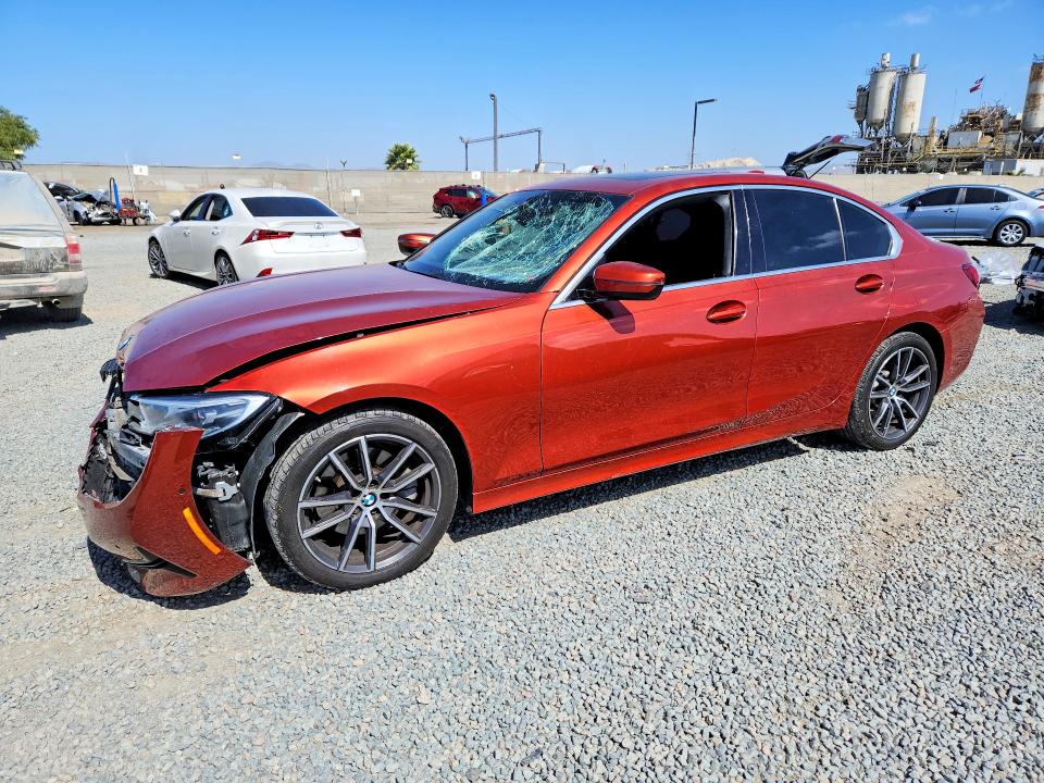 2021 BMW 3er VIN 3MW5R7J01M8B77667 — COPART salvage auction photo