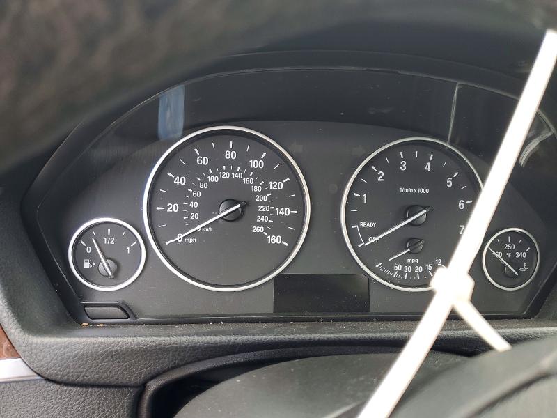 2014 BMW 3er VIN WBA3B3C57EJ977974 COPART salvage auction — MECHANICAL, Mt - Dealer Only Clean Title, sold $950 on 2026-08-01 (photo 9)