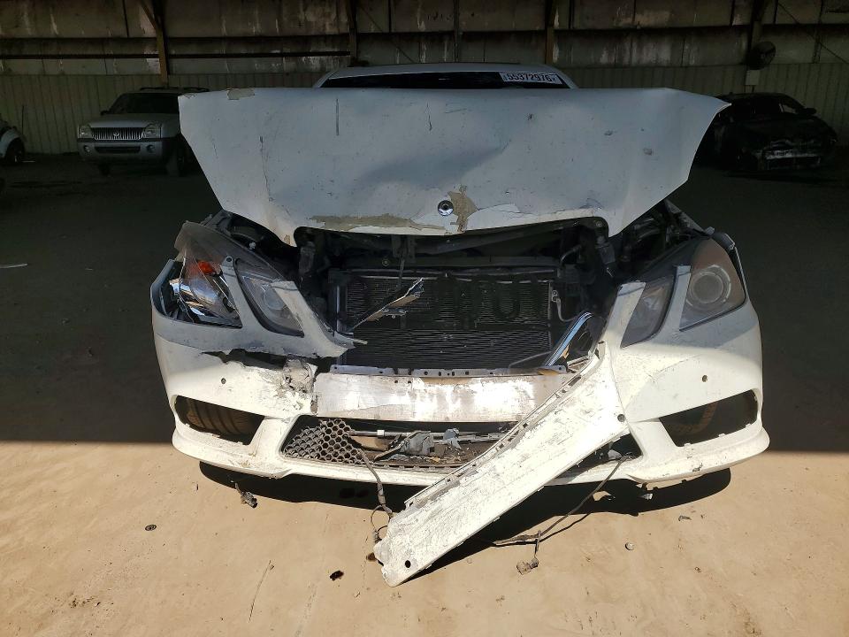 2010 Mercedes-benz E-class VIN WDDHF5GB0AA112191 COPART salvage auction — FRONT END, Az - Certificate Of Title, sold $500 on 2026-07-29 (photo 5)