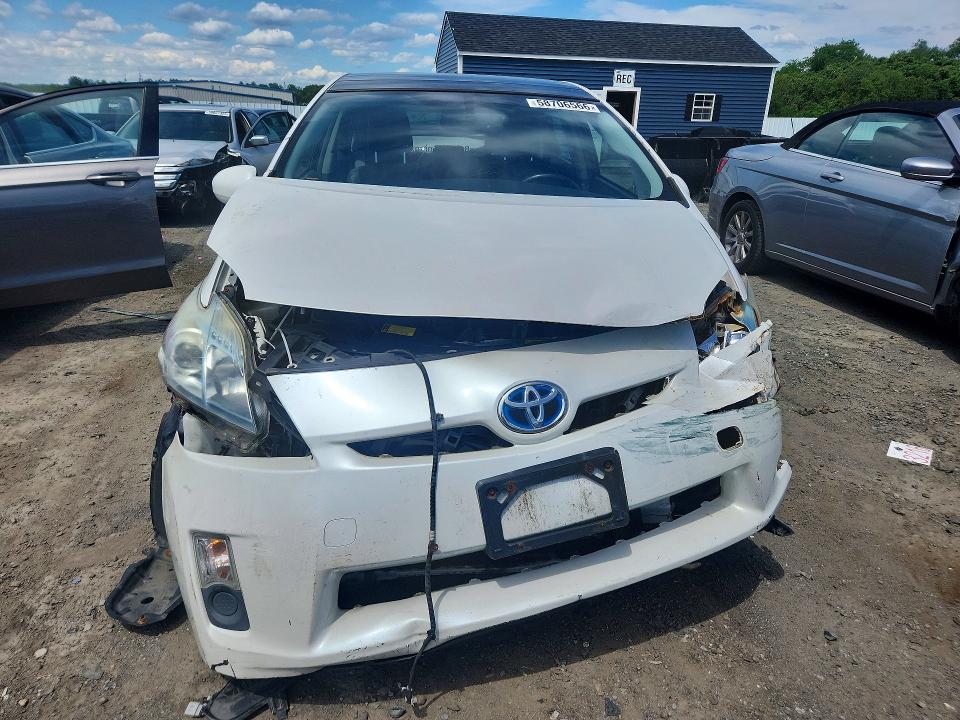 2010 Toyota Prius VIN JTDKN3DU3A0016137 COPART salvage auction — FRONT END, MA - CERT OF TITLE-RECONSTRCTD COLL, sold $1,300 on 2026-07-15 (photo 5)