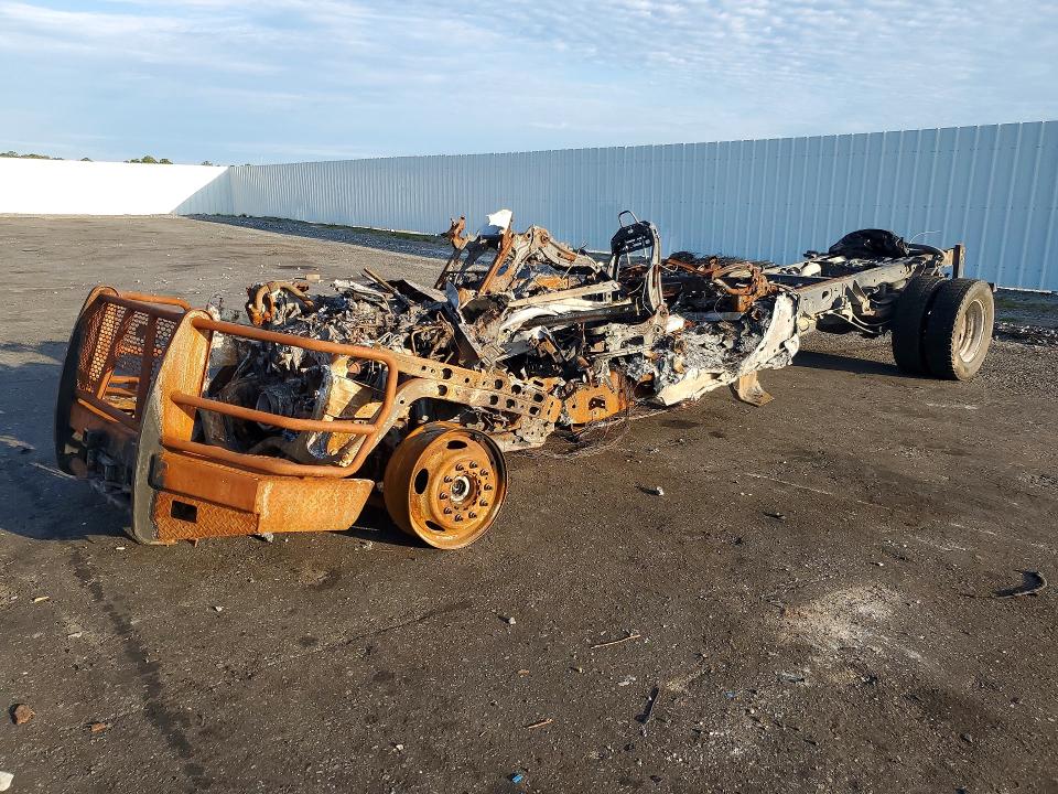 2018 Ford F-450 super duty VIN 1FD0W4HTXJEC98450 COPART salvage auction — BURN, Fl - Certificate Of Destruction, sold $800 on 2026-07-08 (photo 1)