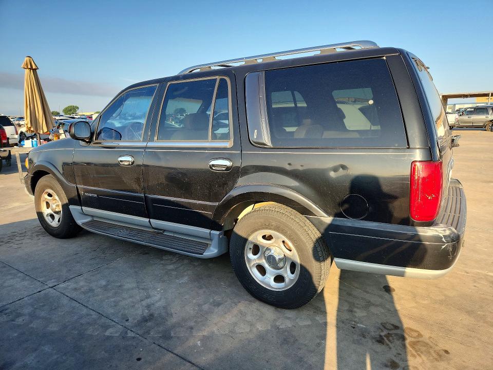 2002 Lincoln Navigator VIN 5LMEU27R72LJ06501 COPART salvage auction — SIDE, Tx - Certificate Of Title, sold $400 on 2026-07-09 (photo 2)