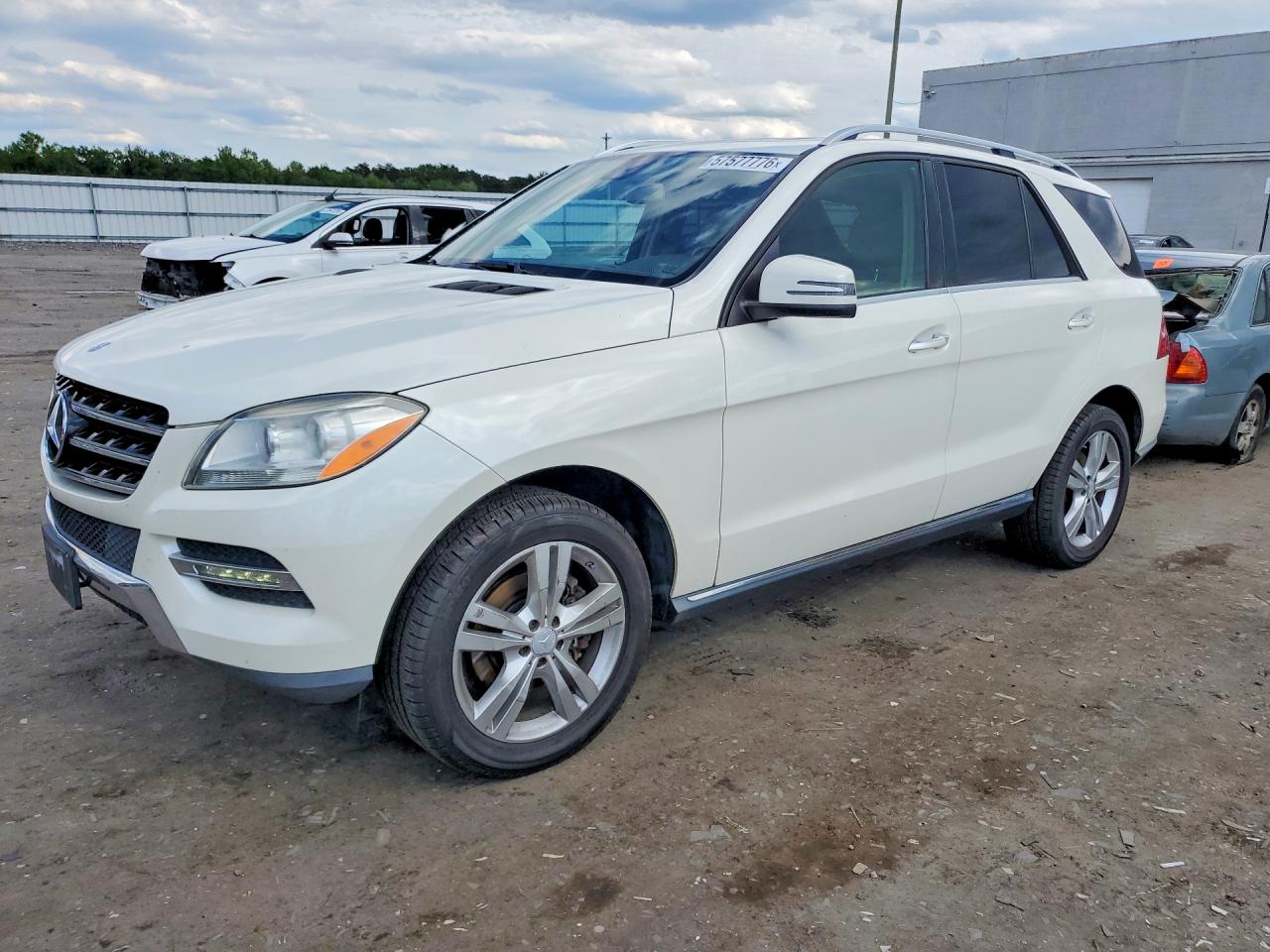 2013 Mercedes-Benz ML-Class VIN 4JGDA5HBXDA262024 — COPART salvage auction photo