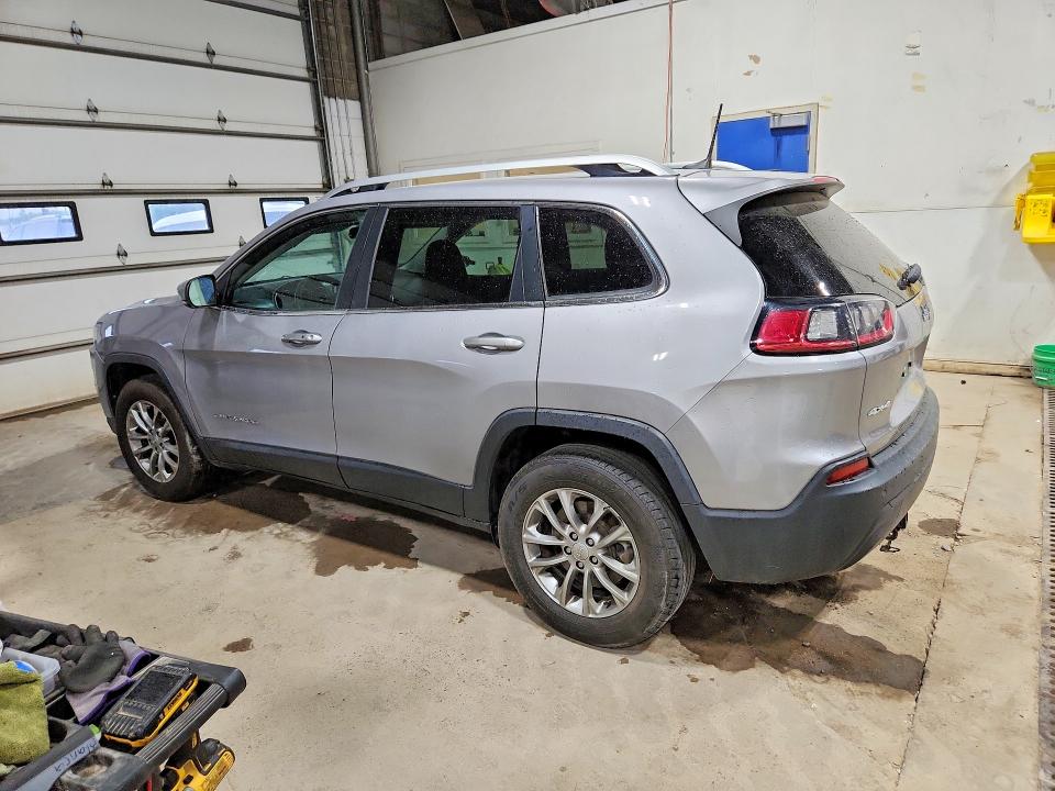 2019 Jeep Cherokee VIN 1C4PJMLBXKD330546 COPART salvage auction — SIDE, In - Certificate Of Title, sold $2,750 on 2026-07-28 (photo 2)