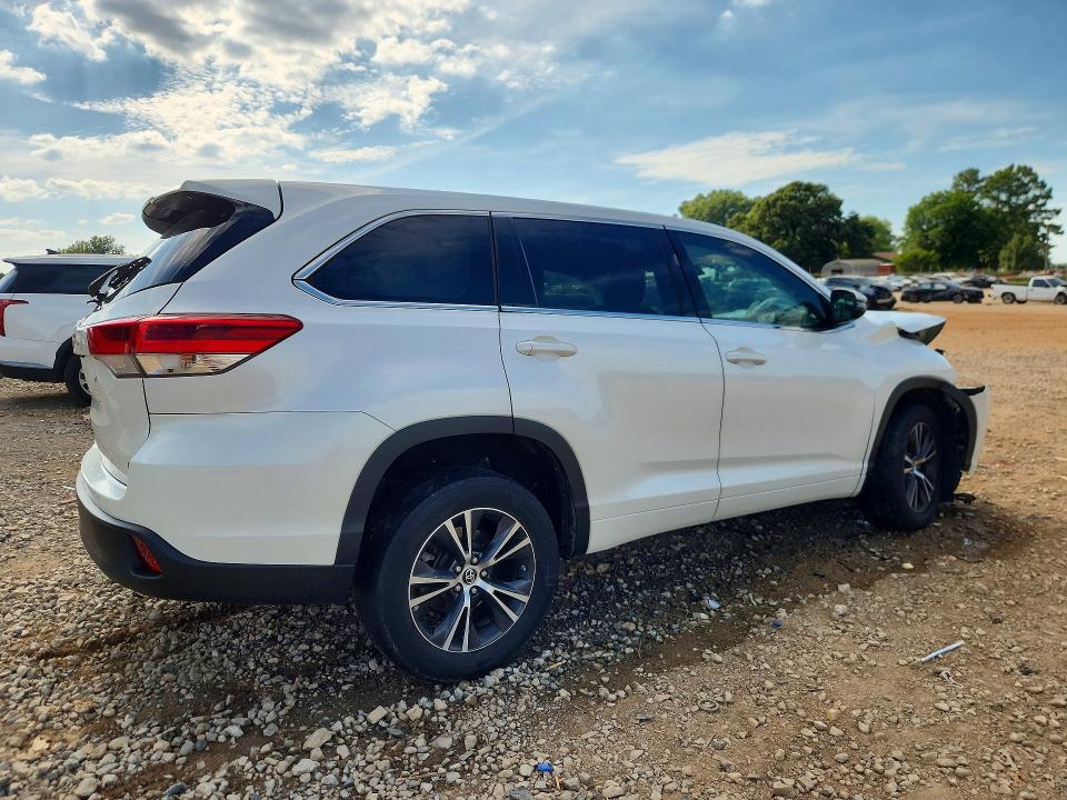 2018 Toyota Highlander VIN 5TDZZRFH1JS248951 COPART salvage auction — FRONT END, Al - Cert Of Title-Salvage Title, sold $3,550 on 2026-07-29 (photo 3)