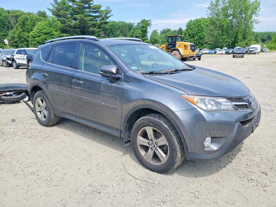 2015 Toyota Rav 4 VIN JTMRFREV5FJ033352 COPART salvage auction — REAR END, Ma - Cert Of Title-Reconstrctd Coll, sold $4,800 on 2026-07-06 (photo 4)