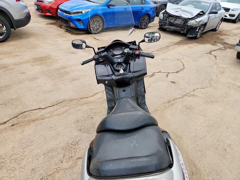 2004 Honda Silver wing VIN JH2PF01184K201103 COPART salvage auction — SIDE, IL - SALVAGE CERTIFICATE, sold $275 on 2026-07-23 (photo 6)