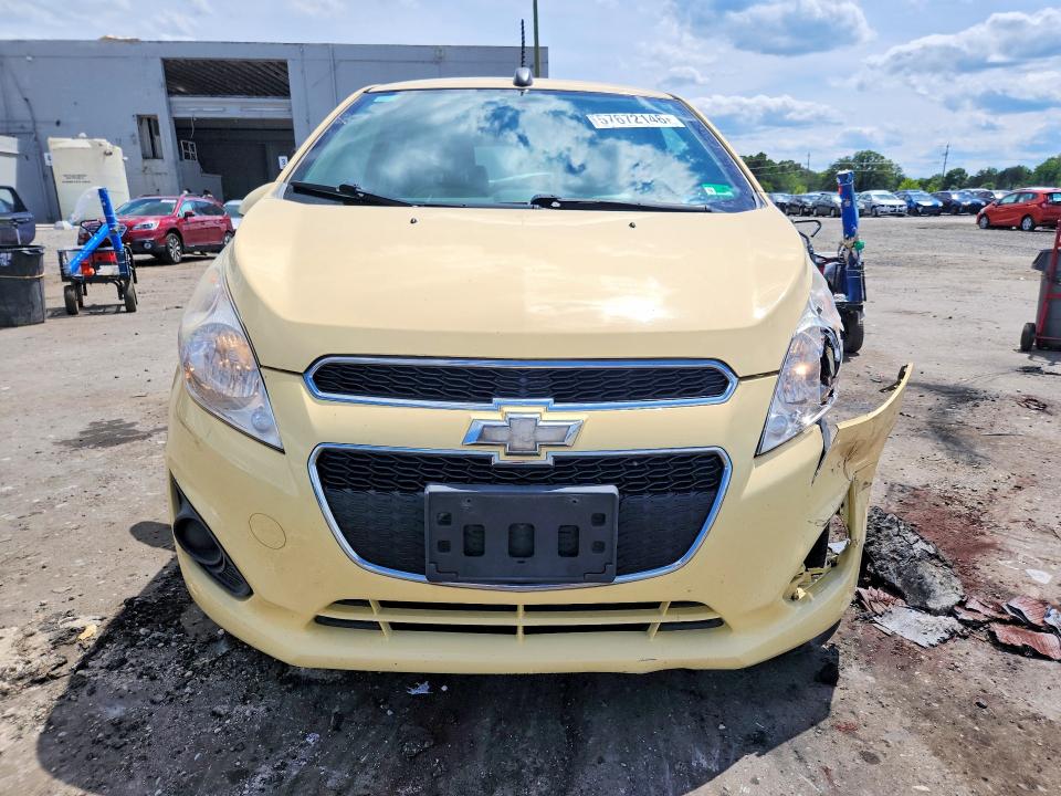 2015 Chevrolet Spark VIN KL8CD6S94FC712057 COPART salvage auction — FRONT END, VA - CERT OF TITLE - SALVAGE, sold $800 on 2026-07-08 (photo 5)