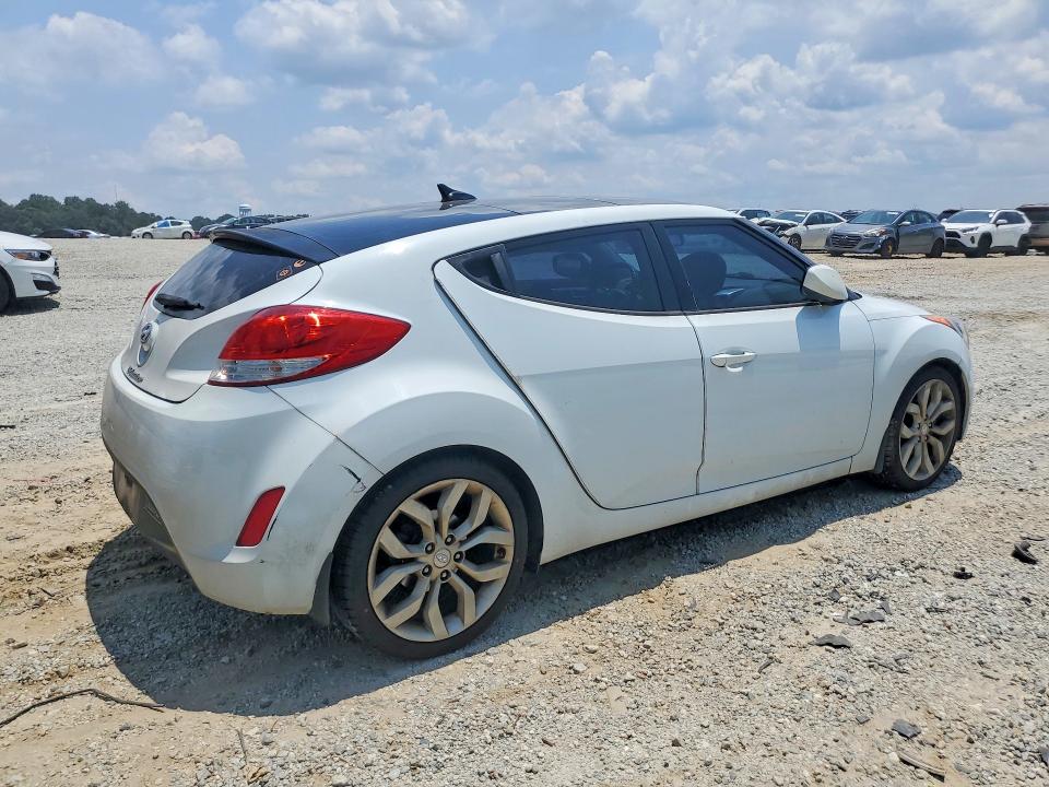 2015 Hyundai Veloster VIN KMHTC6AD7FU225134 COPART salvage auction — MINOR DENT/SCRATCHES, Ga - Certificate Of Title, sold $450 on 2026-07-07 (photo 3)
