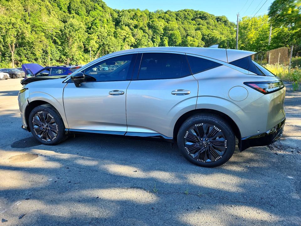 2025 Nissan Murano VIN 5N1AZ3DT3SC122705 COPART salvage auction — FRONT END, Nj - Cert Of Title-Salvage, sold $11,800 on 2026-07-30 (photo 2)