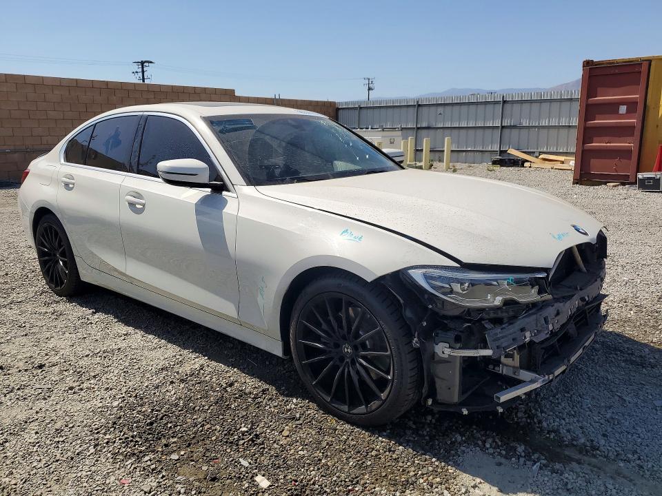 2019 BMW VIN WBA5R1C55KAK09348 COPART salvage auction — FRONT END, Ca - Salvage Certificate, sold $8,300 on 2026-07-29 (photo 4)