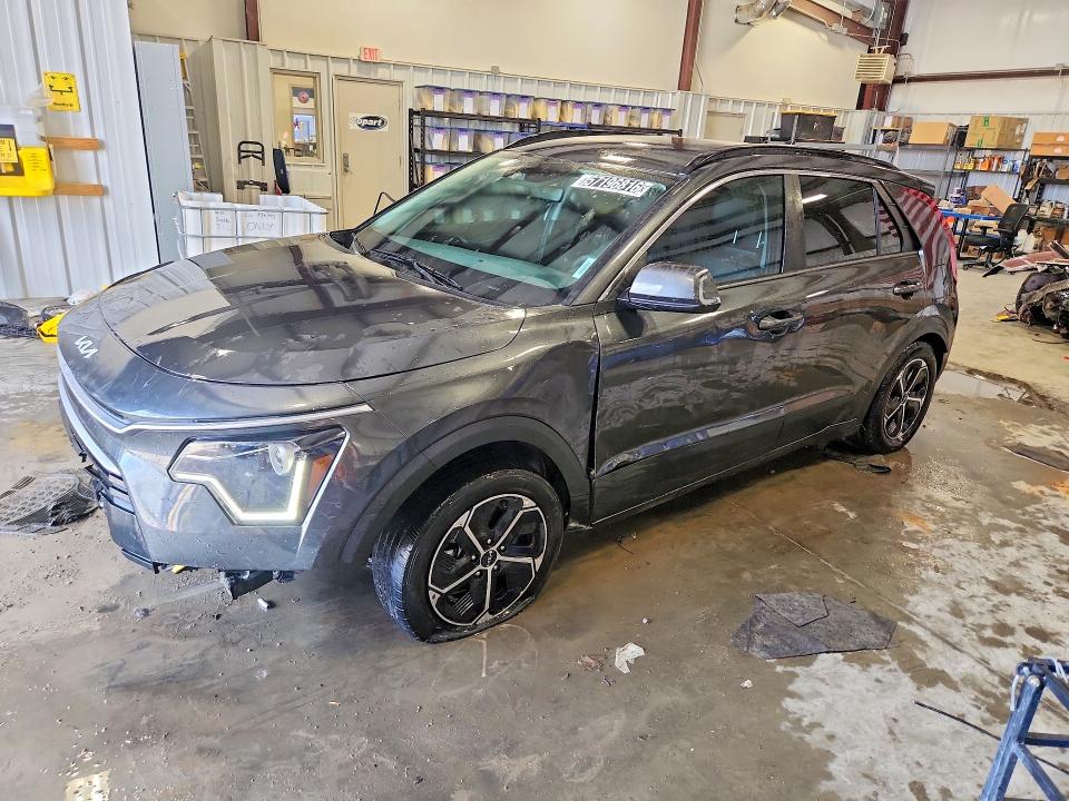 2025 Kia Niro VIN KNDCR3LE7S5269047 COPART salvage auction — FRONT END, AZ - CERTIFICATE OF TITLE, sold $8,500 on 2026-07-23 (photo 1)