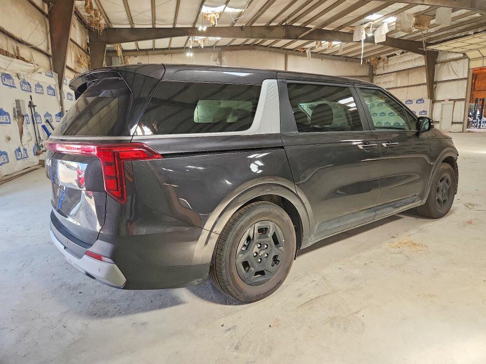 2026 Kia Carnival VIN KNDNB5K3XT6611370 COPART salvage auction — SIDE, Co - Certificate Of Title, sold $16,400 on 2026-07-08 (photo 3)