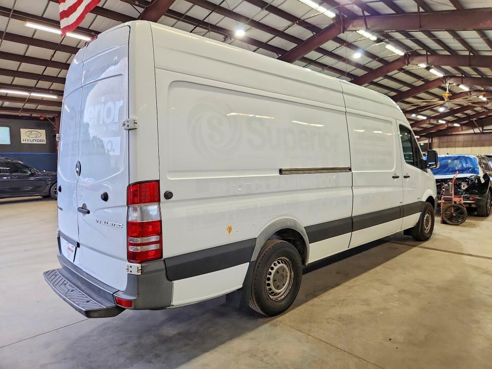 2016 Mercedes-benz VIN WD3PE8CD9GP184136 COPART salvage auction — MINOR DENT/SCRATCHES, Ma - Certificate Of Title (P), sold $5,700 on 2026-07-16 (photo 3)