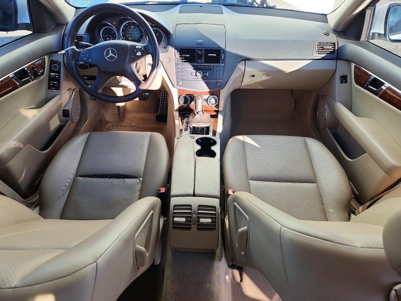 2009 Mercedes-benz C-klasse VIN WDDGF81X89R069220 COPART salvage auction — SIDE, Il - Salvage Certificate, sold $350 on 2026-07-16 (photo 8)