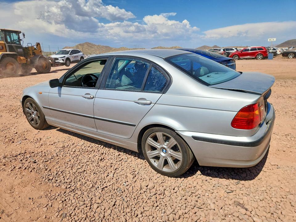 2002 BMW 3 series VIN WBAEV33472PD00183 COPART salvage auction — REAR END, Az - Cert Of Title - Salvage, sold $900 on 2026-07-02 (photo 2)