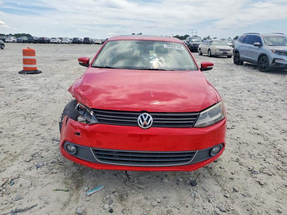 2012 Volkswagen Jetta VIN 3VWLL7AJ7CM377637 COPART salvage auction — FRONT END, GA - CERT OF TITLE-SALVAGE, sold $1,400 on 2026-08-12 (photo 5)