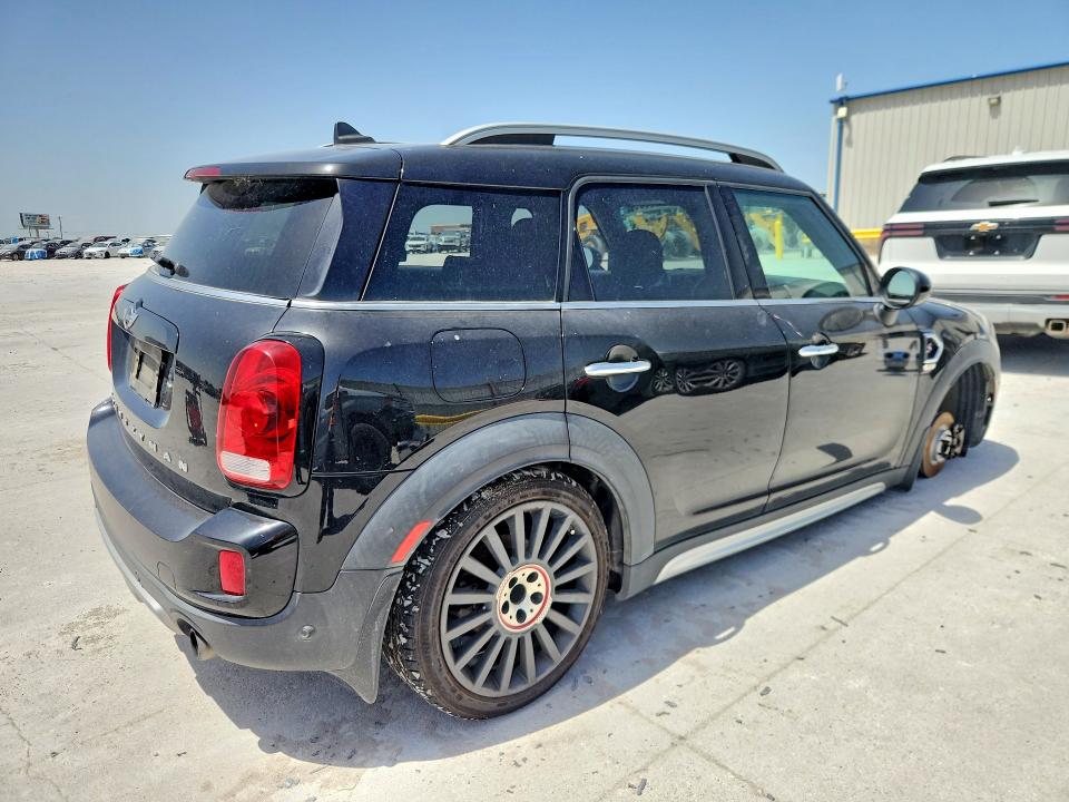 2017 Mini Cooper VIN WMZYT5C37H3B67109 COPART salvage auction — WATER/FLOOD, Tx - Salvage Title-Flood Damage, sold $1,200 on 2026-07-14 (photo 3)