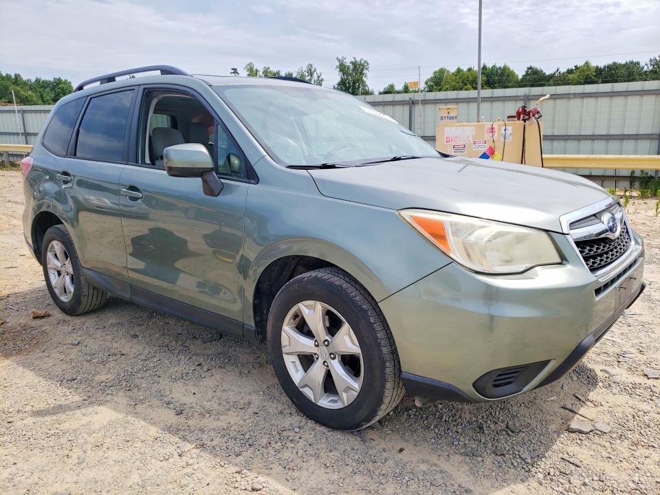 2014 Subaru Forester VIN JF2SJAGC2EH549950 COPART salvage auction — SIDE, Va - Cert Of Title - Salvage, sold $325 on 2026-07-10 (photo 4)