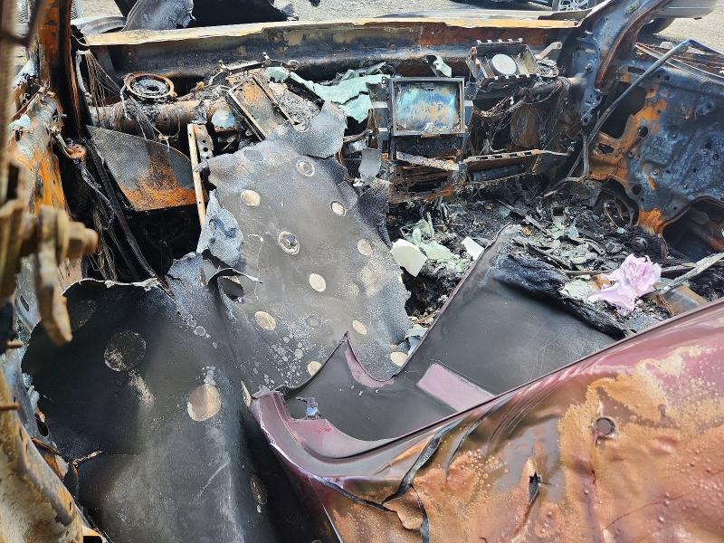 2008 Lexus Ls VIN JTHBL46F585063238 COPART salvage auction — BURN, Md - Cert Of Salvage > 75% Damage, sold $425 on 2026-07-10 (photo 8)