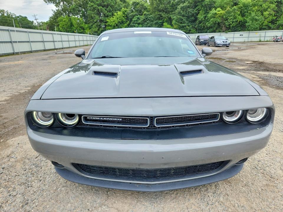 2018 Dodge Challenger VIN 2C3CDZBT6JH130752 COPART salvage auction — NORMAL WEAR, Tx - Certificate Of Title (P), sold $9,100 on 2026-07-02 (photo 5)