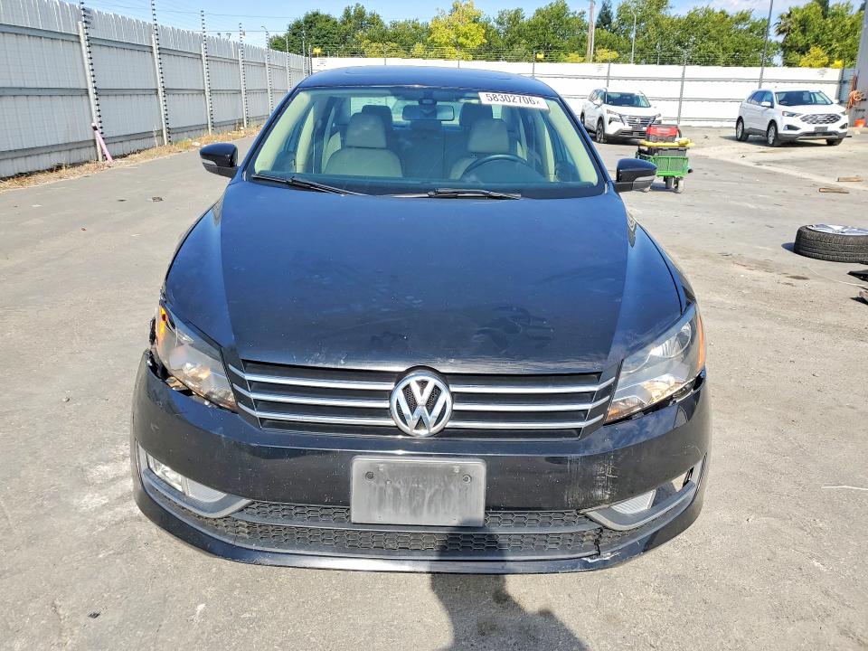 2015 Volkswagen Passat VIN 1VWBT7A37FC040470 COPART salvage auction — FRONT END, Salvage Title, sold $525 on 2026-07-23 (photo 5)