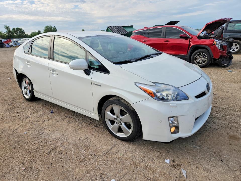 2010 Toyota Prius VIN JTDKN3DU5A0081748 COPART salvage auction — SIDE, Il - Salvage Certificate, sold $2,500 on 2026-08-01 (photo 4)